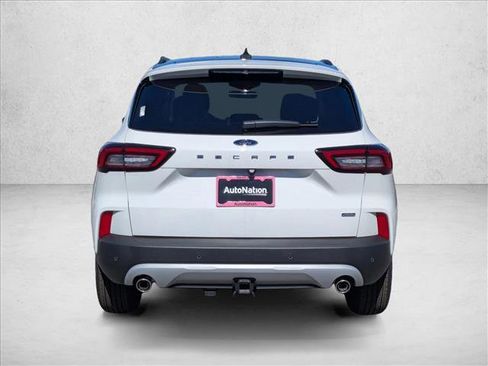 New 2024 Ford Escape SE w/ PHEV Premium Package image 8