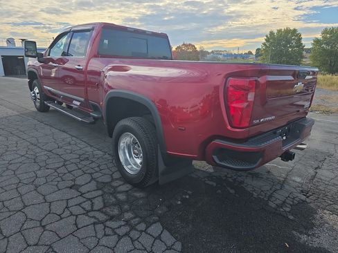 Certified 2025 Chevrolet Silverado 3500 High Country image 41