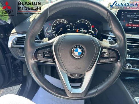 Used 2017 BMW 540i xDrive AWD/4WD image 26