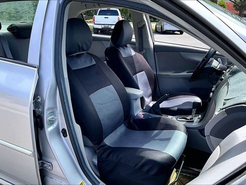 Used 2009 Toyota Corolla FWD image 7
