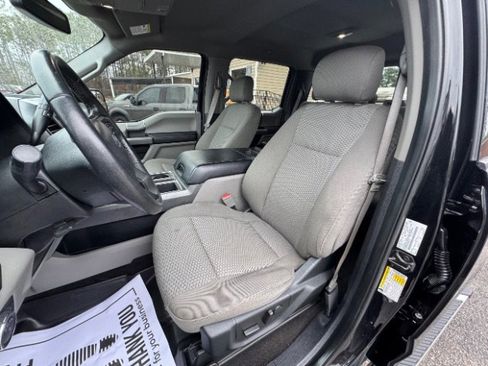 Used 2019 Ford F150 XLT w/ Equipment Group 302A Luxury image 4