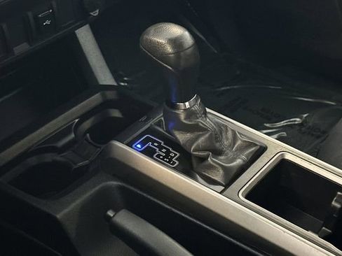 Used 2020 Toyota Tacoma SR5 image 23