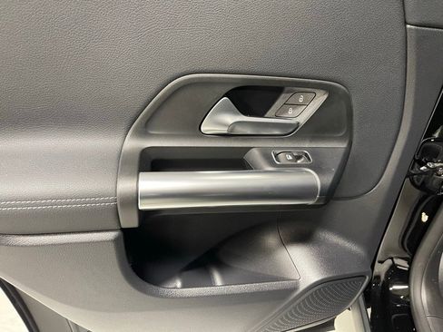 Used 2026 Mercedes-Benz GLA 250 4MATIC image 24