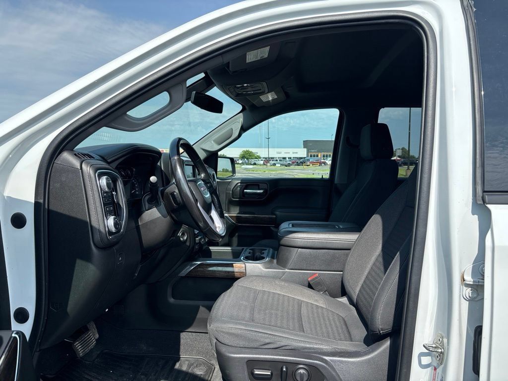 Used 2021 GMC Sierra 1500 Elevation w/ X31 Off-Road Package AWD/4WD image 10