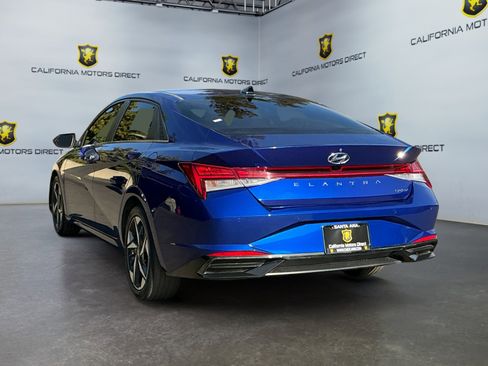Used 2021 Hyundai Elantra Limited w/ Cargo Package image 7