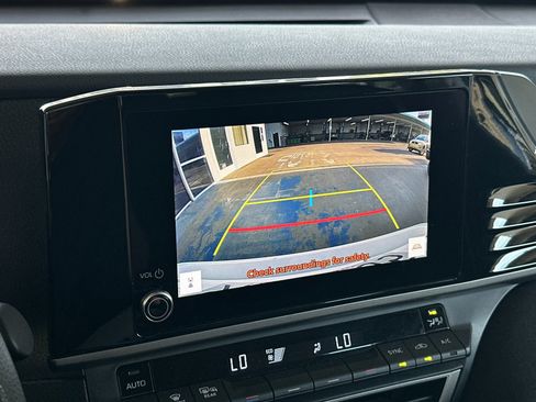 Used 2025 Toyota Camry LE image 16