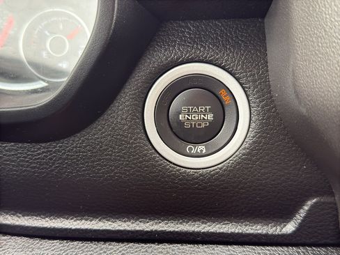 Used 2022 RAM 1500 Big Horn AWD/4WD image 23