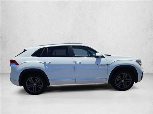 Used 2021 Volkswagen Atlas Cross Sport SE w/ Panoramic Sunroof Package AWD/4WD image 4