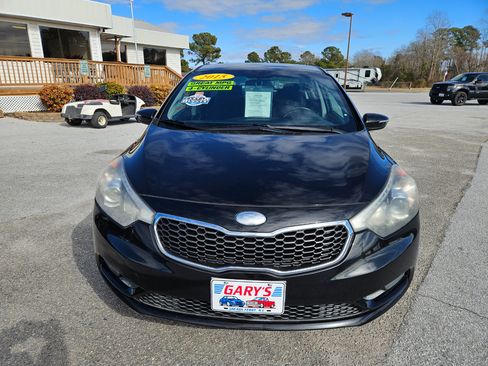 Used 2015 Kia Forte EX image 9