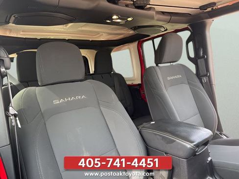 Used 2019 Jeep Wrangler Unlimited Sahara AWD/4WD image 16