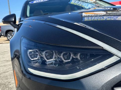 Used 2023 Hyundai Sonata Limited w/ Cargo Package image 12