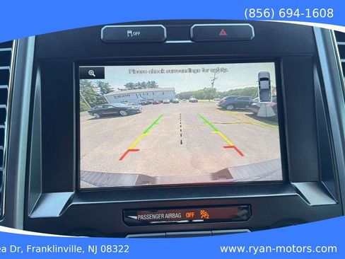 Used 2015 Ford F150 XLT w/ Equipment Group 302A Luxury AWD/4WD image 13