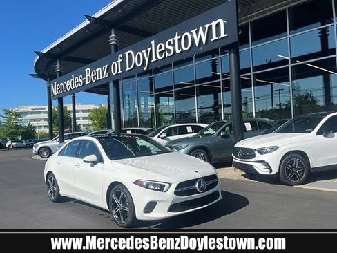 Used 2019 Mercedes-Benz A 220 4MATIC image 1