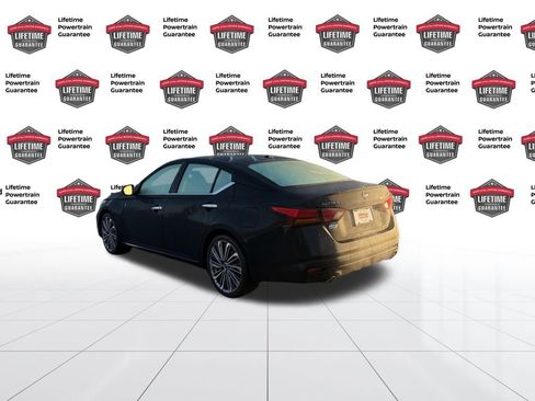 Certified 2024 Nissan Altima 2.5 SL image 3