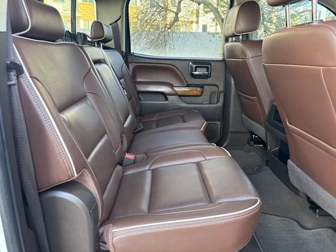 Used 2019 Chevrolet Silverado 2500 High Country image 43