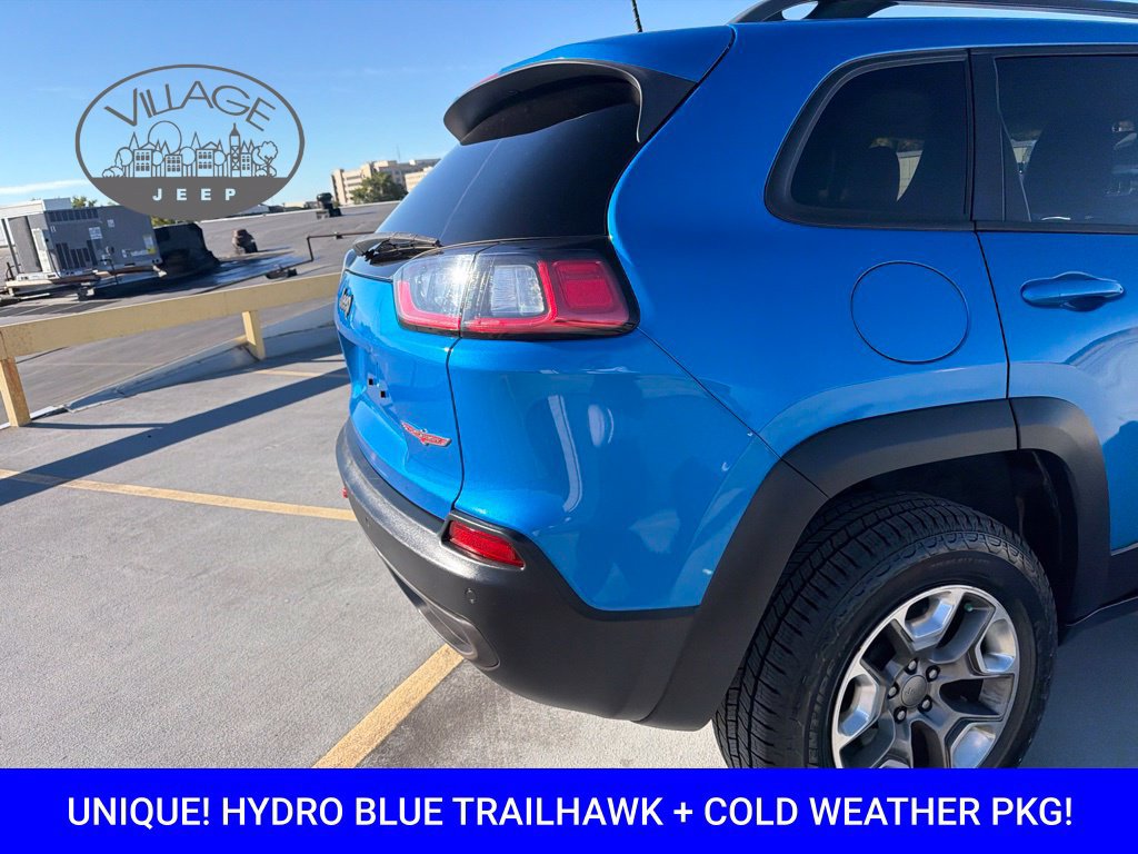 Used 2019 Jeep Cherokee Trailhawk w/ Cold Weather Group AWD/4WD image 28