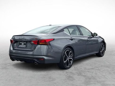 Used 2024 Nissan Altima 2.5 SR FWD image 6