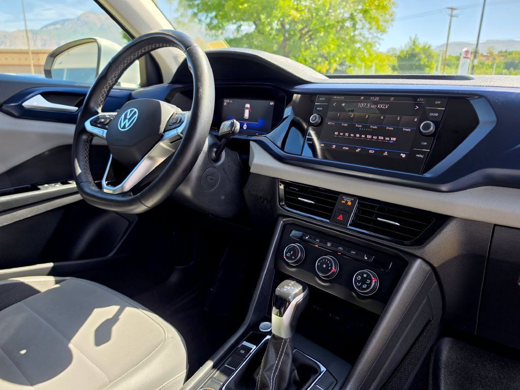 Used 2022 Volkswagen Taos SE AWD/4WD image 15