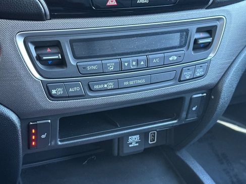 Used 2023 Honda Ridgeline RTL image 18