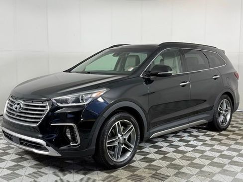 Used 2017 Hyundai Santa Fe Limited image 2
