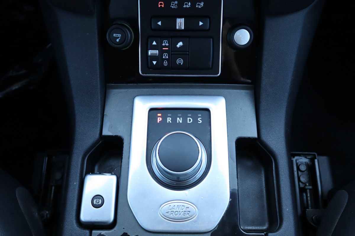 Used 2016 Land Rover LR4 HSE AWD/4WD image 40