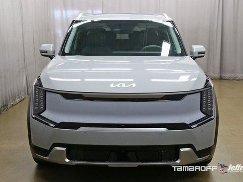 New 2026 Kia EV9 Land image 19