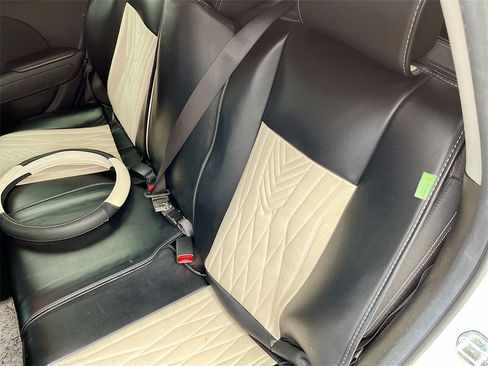 Used 2017 Kia Soul + image 24