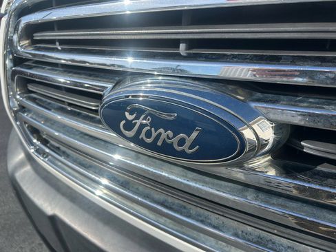 Used 2016 Ford Transit 250 130 Low Roof w/ Exterior Upgrade Package image 31