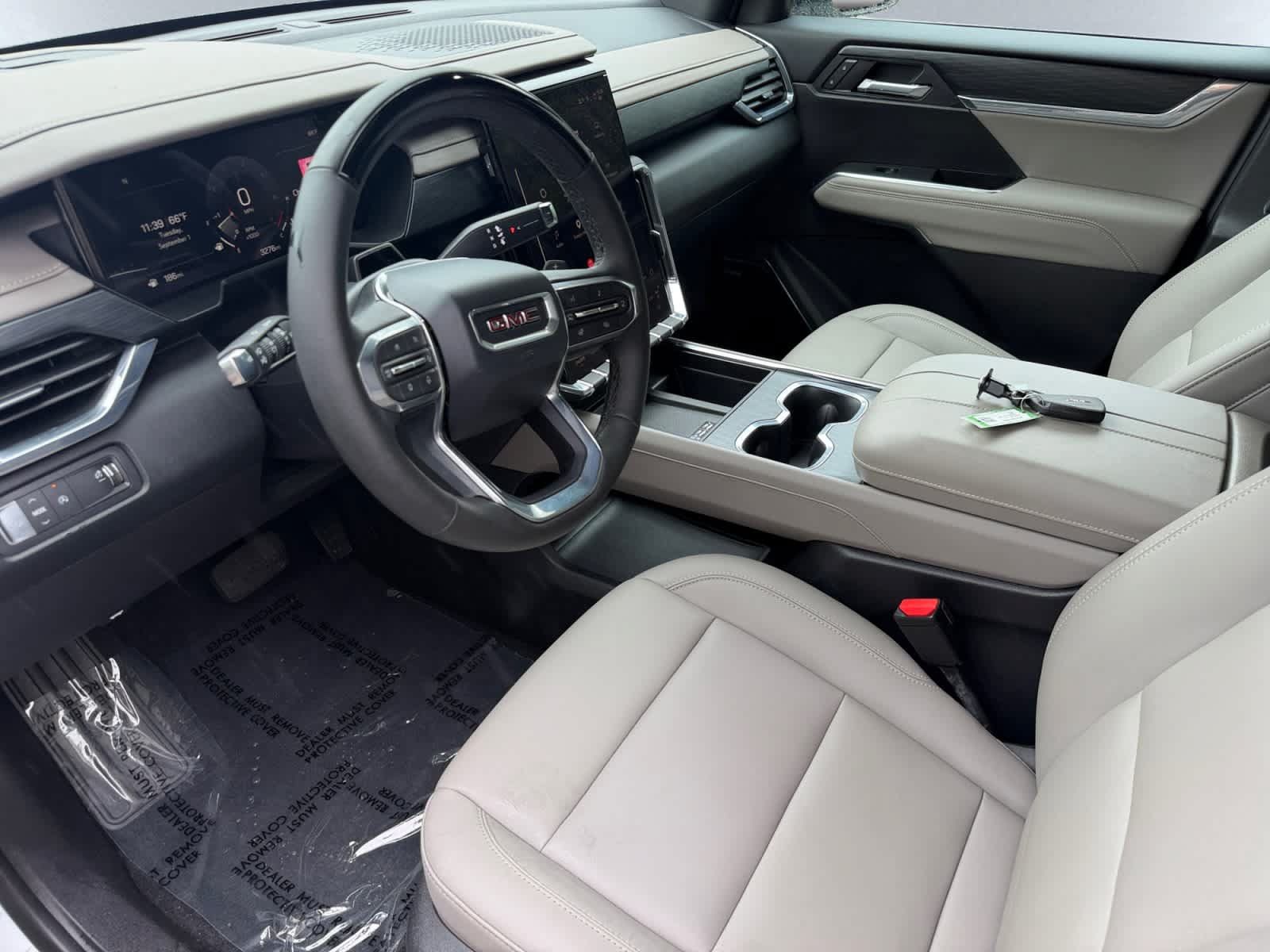 Used 2025 GMC Acadia Elevation w/ Super Cruise Package FWD image 13