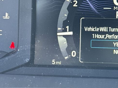 Used 2025 Toyota Tacoma SR5 image 31