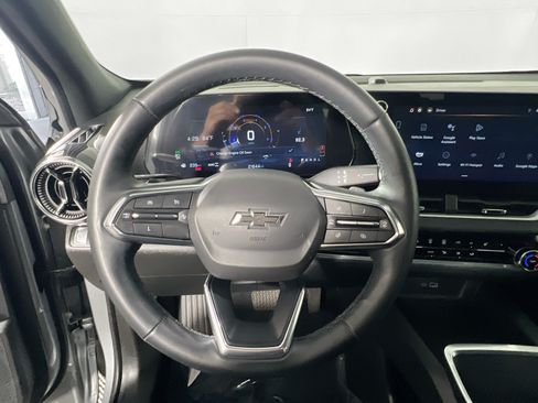 Used 2025 Chevrolet Equinox LT w/ Midnight Edition AWD/4WD image 18
