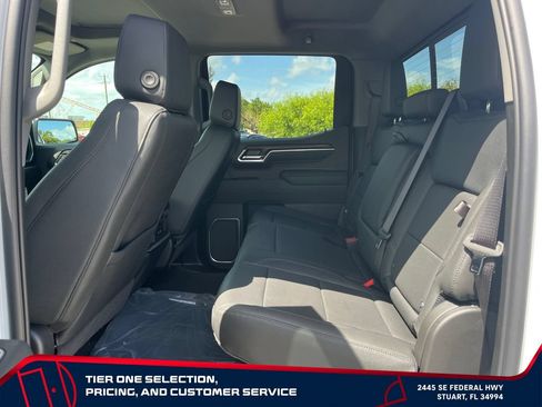 New 2026 GMC Sierra 1500 SLT w/ SLT Premium Plus Package AWD/4WD image 11