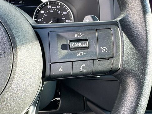 New 2025 Nissan Pathfinder S image 14