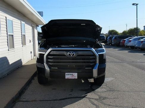 Used 2024 Toyota Tundra Limited image 6