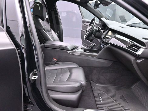 Used 2019 Cadillac CT6 V w/ Driver Assist Package image 30