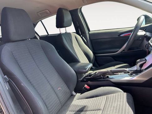 Used 2019 Mitsubishi Eclipse Cross LE AWD/4WD image 15