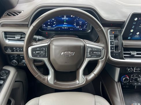 Used 2022 Chevrolet Tahoe Z71 image 15