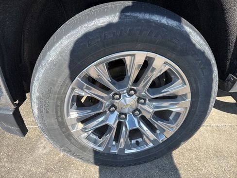 Used 2019 Chevrolet Silverado 1500 LT w/ All Star Edition image 2