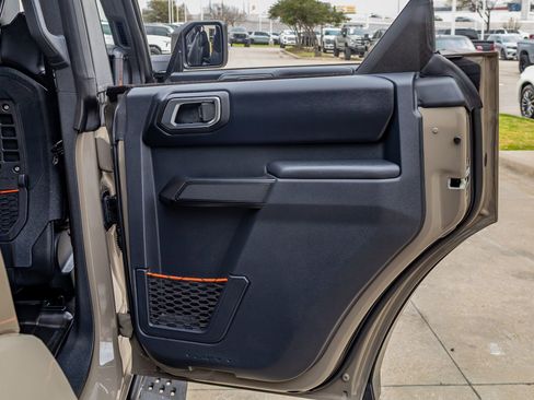 Used 2025 Ford Bronco Raptor image 39