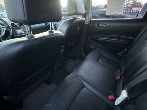 Used 2013 Nissan Rogue SL image 19