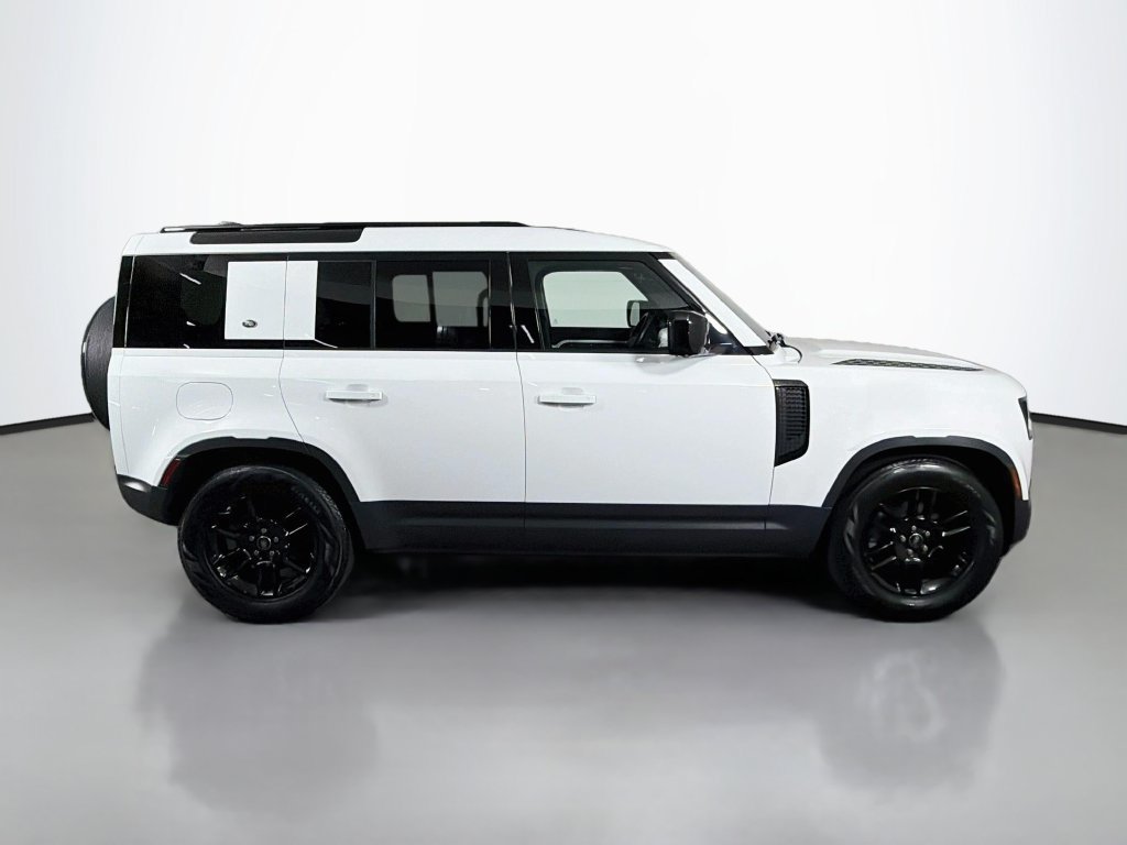 Used 2024 Land Rover Defender 110 S AWD/4WD image 8