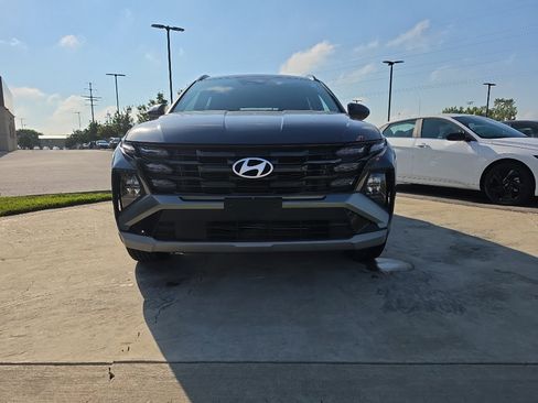 Used 2025 Hyundai Tucson SEL FWD image 3