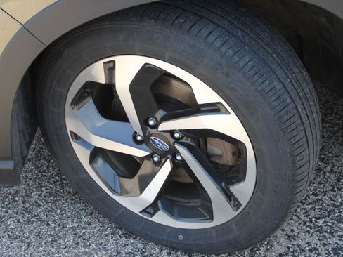 Used 2023 Subaru Forester Touring AWD/4WD image 20