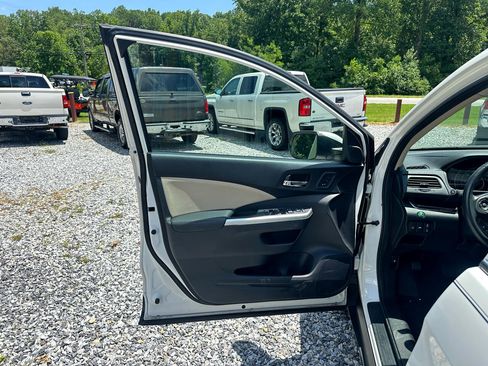 Used 2015 Honda CR-V Touring image 5