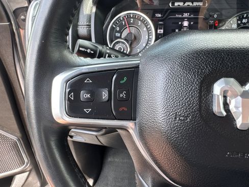 Used 2024 RAM 1500 Laramie AWD/4WD image 25