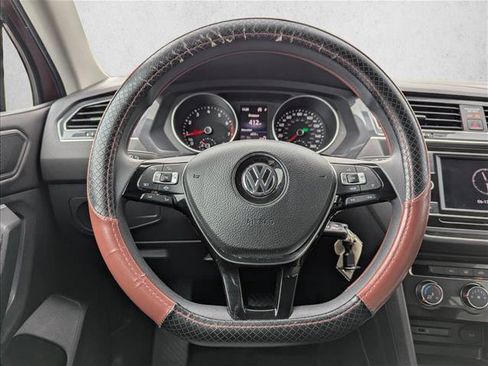 Used 2019 Volkswagen Tiguan S FWD image 15