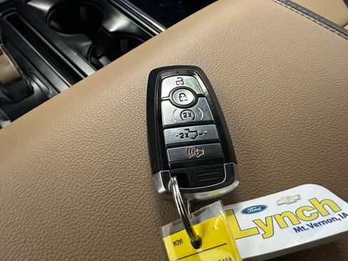 Used 2023 Ford F150 Lariat w/ Equipment Group 502A High image 19