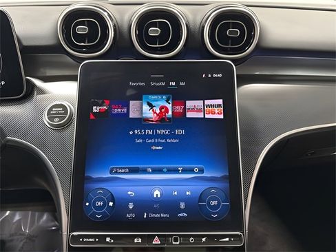 Used 2025 Mercedes-Benz C 300 4MATIC Sedan image 19