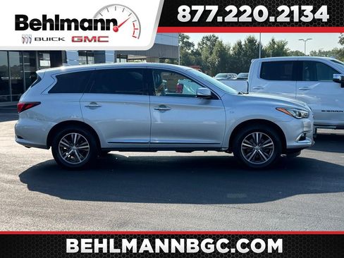 Used 2017 INFINITI QX60 FWD image 1