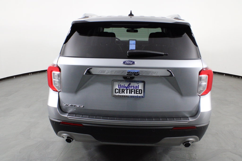 Used 2024 Ford Explorer Limited w/ Limited Technology Package RWD image 9